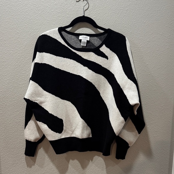 Carmen Marc Valvo Sweaters - 🖤🤍 Carmen Marc Valvo Zebra Print Dolman Sleeve Sweater – Black & White – SZ L